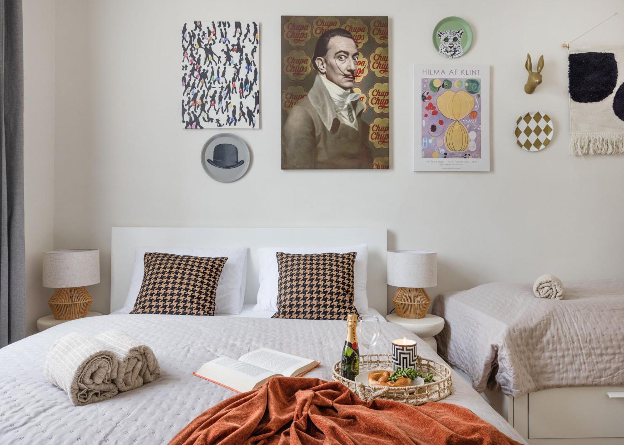 Central Budapest Oasis - Modern Charm, Timeless Comfort Exterior photo